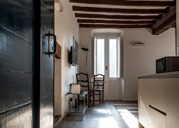 Il Gioiellino Di Borgo Po Turín