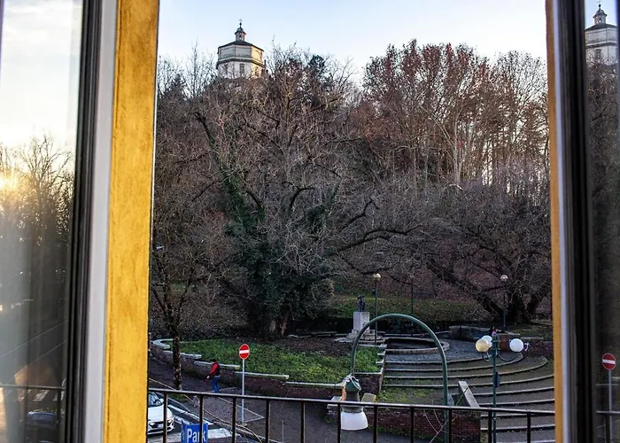 Il Gioiellino Di Borgo Po * Turín