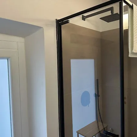 Il Gioiellino Di Borgo Po Turín